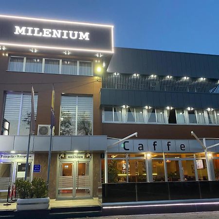 Hotel New Milenium Lukavac Bagian luar foto