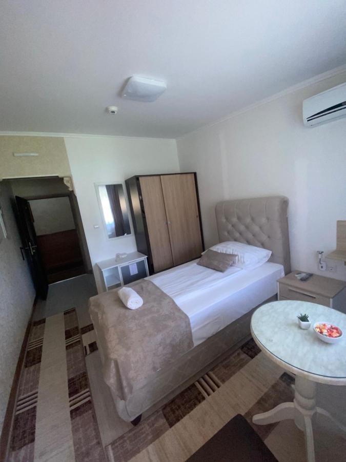Hotel New Milenium Lukavac Bagian luar foto